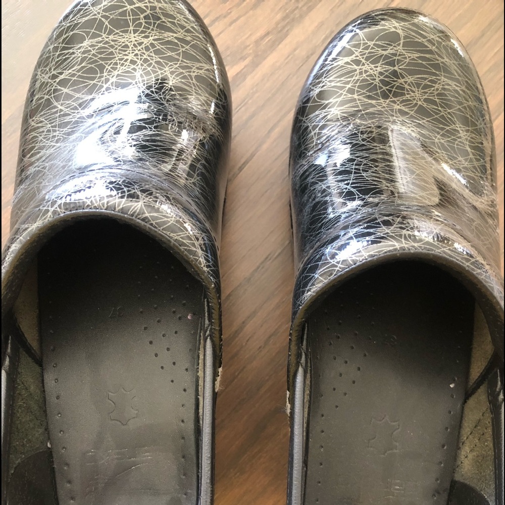 Danskos size 37